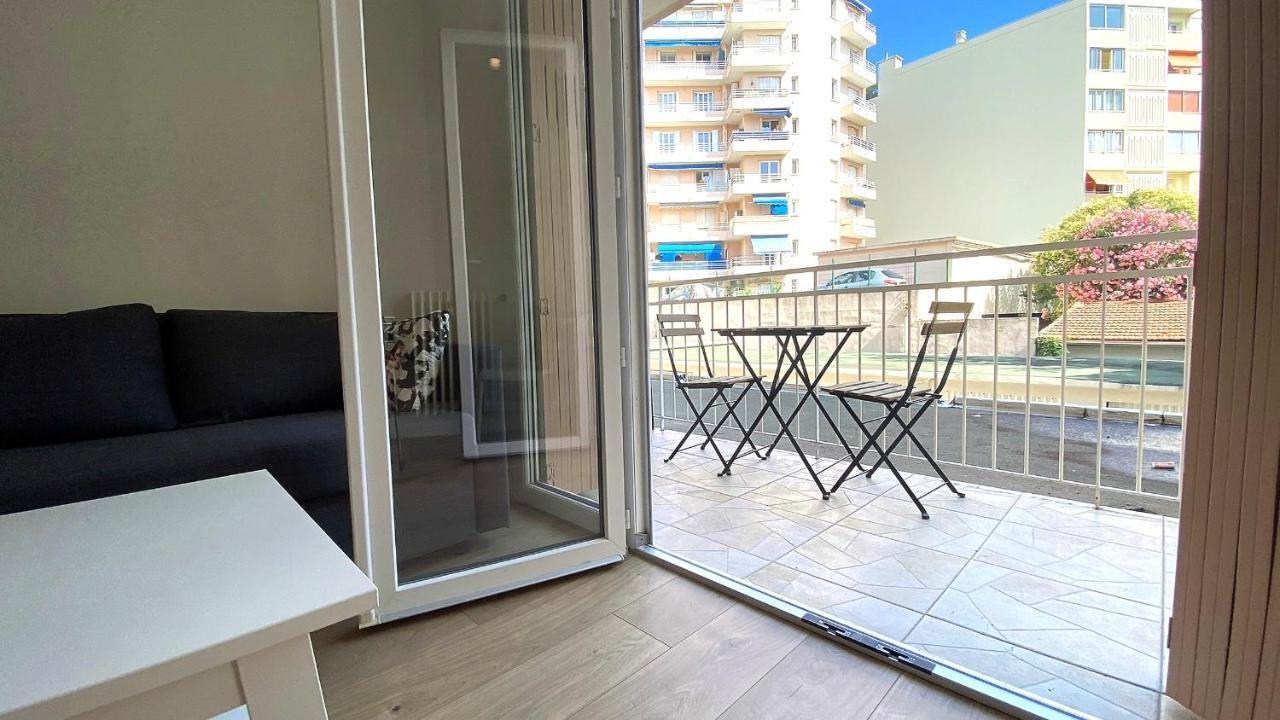 Marie Antoinette - Appartement 2 Chambres, Centre Ville, Terrasse, Moderne Antibes Exterior foto